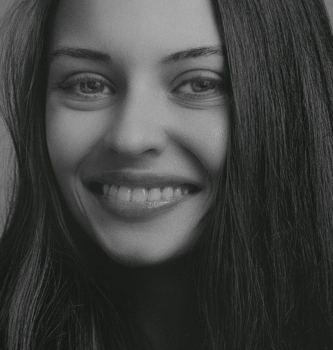 Happy female student testimonial portrait